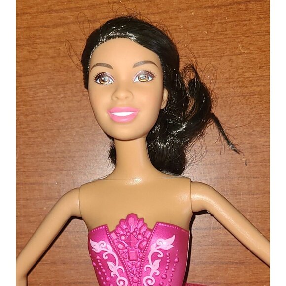 Barbie Ballerina Doll 2015 With Outfit 12" Magenta - Picture 2 of 5